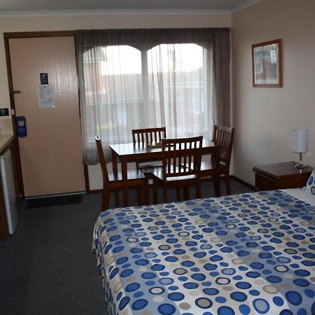 Raglan Motor Inn Warrnambool Extérieur photo
