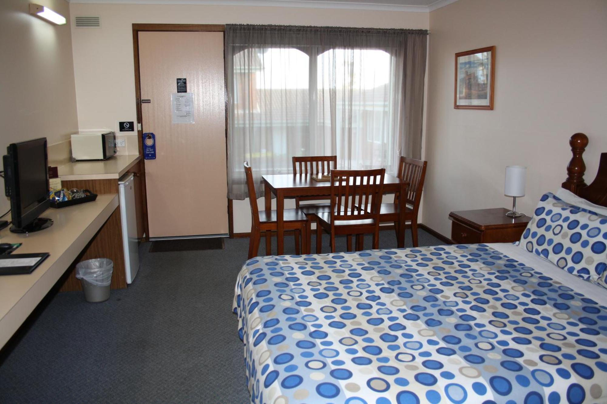 Raglan Motor Inn Warrnambool Extérieur photo